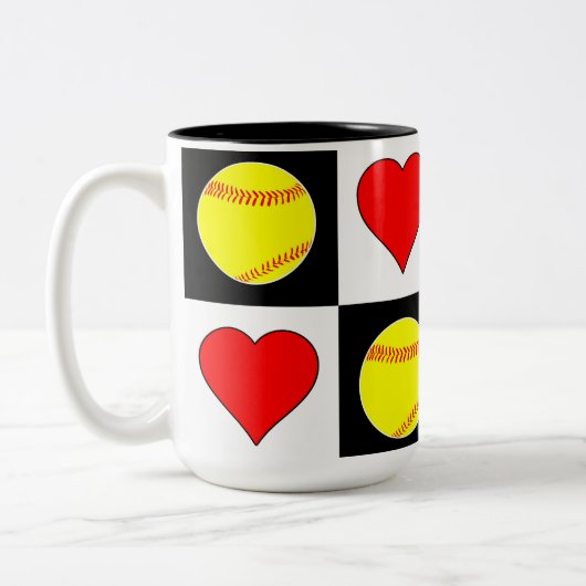 Softball & Hearts Pattern Cute Fastpitch Softball Tweekleurige Koffiemok (Links)