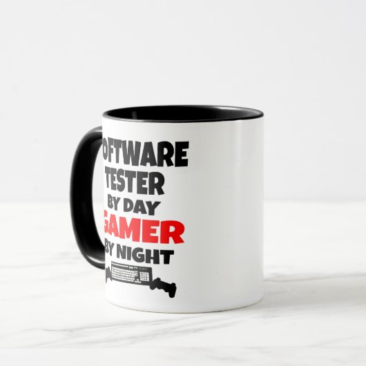 Software Tester van Day Gamer by Night Mok (Voorkant links)