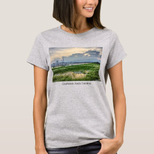 Soirée À Charleston Harbour T-Shirt