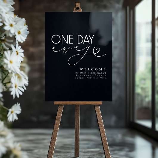 Soirée minimaliste élégante de répétition noire