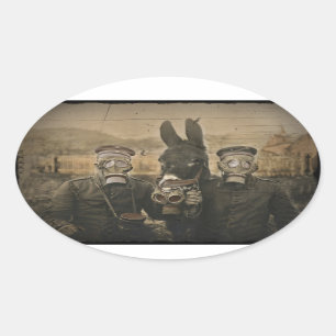 Soldaten Donkey en gasmaskers Ovale Sticker
