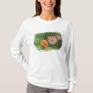 Soldier (Danaus eresimus) vlinder voedend T-shirt