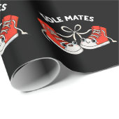 Sole Mates Funny Shoe Pun Dark BG Cadeaupapier (Rol Hoek)