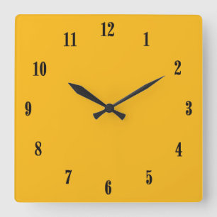 Solid Saffron Yellow / Gold met zwarte cijfers Vierkante Klok
