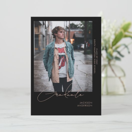 Solo Foto zwart Afstuderen Aankondiging (Staand voorkant)
