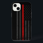 Sombre et robuste | Indicateur de la ligne rouge d<br><div class="desc">Doté d'un look unique et sous-radar qui a un large attrait pour beaucoup, ce coque iPhone OtterBox Defender va facilement tourner la tête. Le coque est muni d'un drapeau de pompier de style sombre et en détresse, dont la ligne rouge vif traverse le centre. La ligne rouge est une représentation...</div>