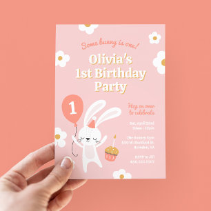 Some Bunny is een Schattige Retro 1e verjaardagsfe Kaart