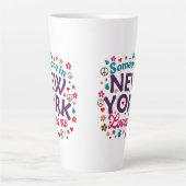 Someone in New York Loves Me Retro Funny Design Latte Mok (Voorkant)