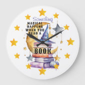 Something Magical Happens When You Read Grote Klok (Voorkant)