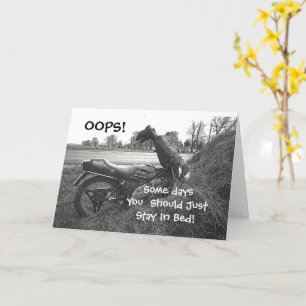 "SOMMIGE DAGEN MOET JE GEWOON IN BED BLIJVEN" KAART