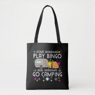 Sommige oma's spelen bingo Real Grandmas gaan Camp Draagtas