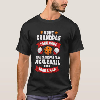 Sommige opa's nemen dutjes Echte opa's spelen Pick T-shirt