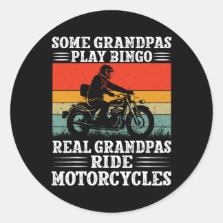Sommige opa's spelen bingo echte opa's rijden op m ronde sticker