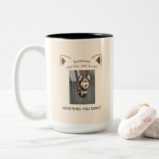 Soms voel je je als een kat(hond)mok tweekleurige koffiemok (Met donut)