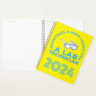 SOMS ZIET EEN HERO ALS EEN LAB TECHNICUS PLANNER