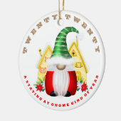 Soort balsgnoom 2020 kerst keramisch ornament (Links)