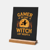 Sorcière de jeu Halloween Conception de jeu (Angle)