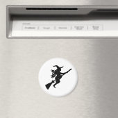 Sorcière sur un aimant en silhouette de chambre (In Situ (Lave-vaisselle))