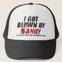 Soufflé par Sandy a affligé le casquette de Sandy