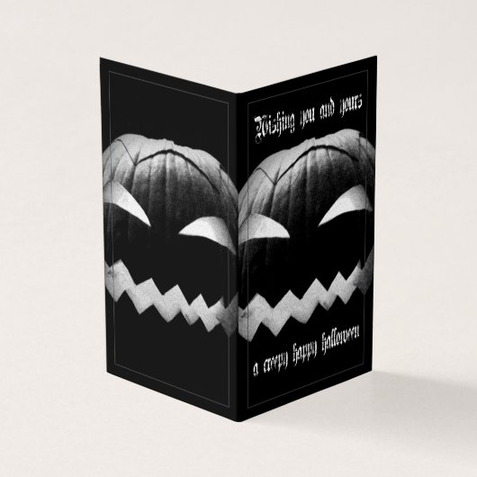 Souhaitez-vous et à vous un Halloween déplaisant e (Outside)