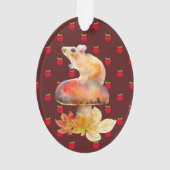 Souris mignonne sur un champignon rouge avec pomme (dos)
