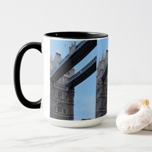 Sous la Mug du London Bridge (Avec donut)