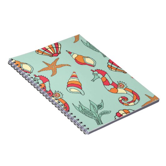 Sous le carnet de notes à spirale de mer (Côté Droit)