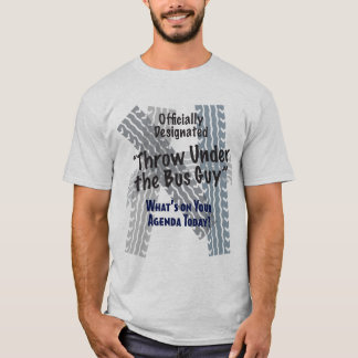Sous le T-shirt de base de type d'autobus