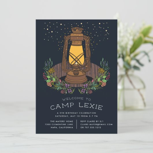 Sous les étoiles | Camping Invitation de fête d'an (Debout devant)