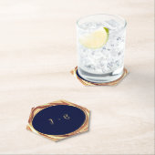 Sous-verre en papier à impression de rose métallis (En situation)