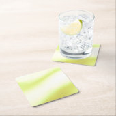 Sous-verre en papier imprimé lime doux (En situation)