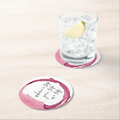 Sous-verre en papier rond pour une soirée de dégus (En situation)