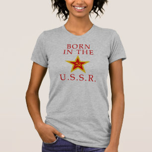 Soutenu dans le T-shirt des femmes de l'URSS
