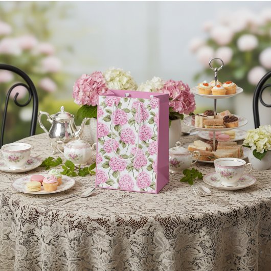 Southern Pink Hydrangea Gift Bag Medium Cadeauzakje