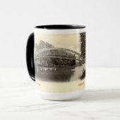 Souvenir Mug - Bedford, Angleterre (Devant gauche)