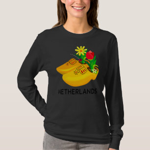 Souvenirs uit nederland - houten clogs nederlandse t-shirt