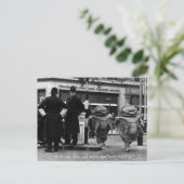 Soyez Aliens Cool Carte postale Halloween (Debout devant)