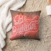 SOYEZ BRILLIANT coussin carré (Couverture)