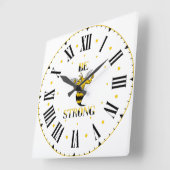 Soyez forte Veste Jaune Carré Horloge Mur (Angle)