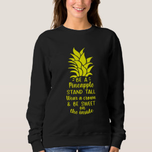 Soyez Un Stand D'Ananas Haut Porte Une Couronne So
