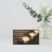 Spa plaçant le carte de visite de bougies (Debout devant)