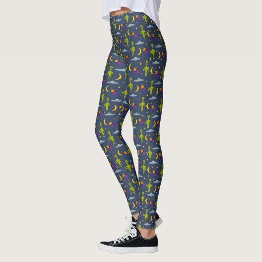 Space Aiens and Flying Saucers Sci-Fi Thed Leggings (Links)