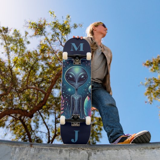 Space Alien Personalized Skateboard (Extérieur 1)