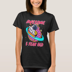 Space Boy Astronaut Geweldige op 5 jaar oude Birth T-shirt