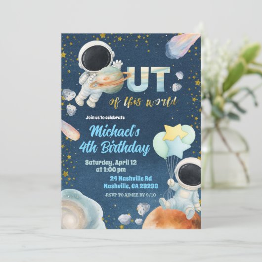 Space Boy Birthday Invitation (Debout devant)