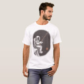 Space Fisher – Astronaut Catching the Sun and Moon T-shirt (Voorkant volledig)