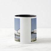 Space Shuttle Atlantis bereidt de landing voor Mok (Midden)