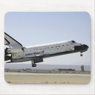 Space Shuttle Atlantis bereidt voor op landing 2 Muismat