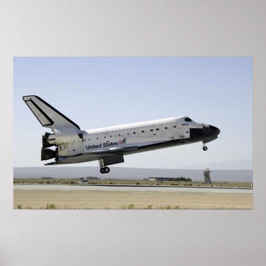 Space Shuttle Atlantis bereidt voor op landing 2 Poster (Voorkant)