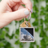 Space Shuttle Discovery door Aarde teruggeworpen Sleutelhanger (Hand)